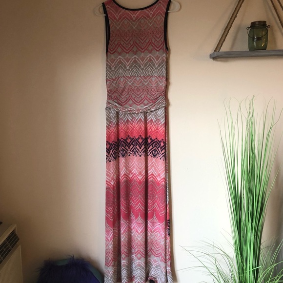 Waist Cinching Maxi Dress - Picture 6 of 6